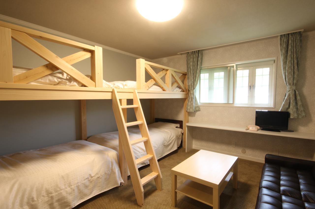Milky House Hotel Gujo Bagian luar foto